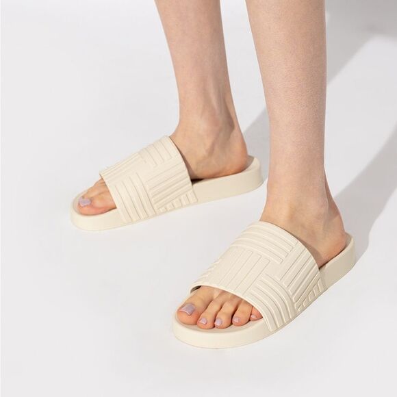 Bottega Veneta Rubber Slide Sandals size 46/us size 13 - Picture 2 of 14